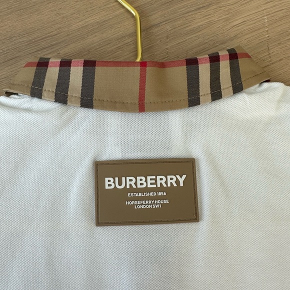 NWT Authentic Burberry baby romper - Picture 6 of 7